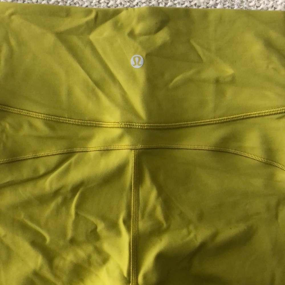 Lululemon In Movement tight